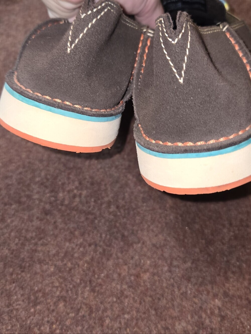Ariat Women's Cruiser Shoes Chocolate Fudge Serape Print Size 8.5B - Picture 6 of 8
